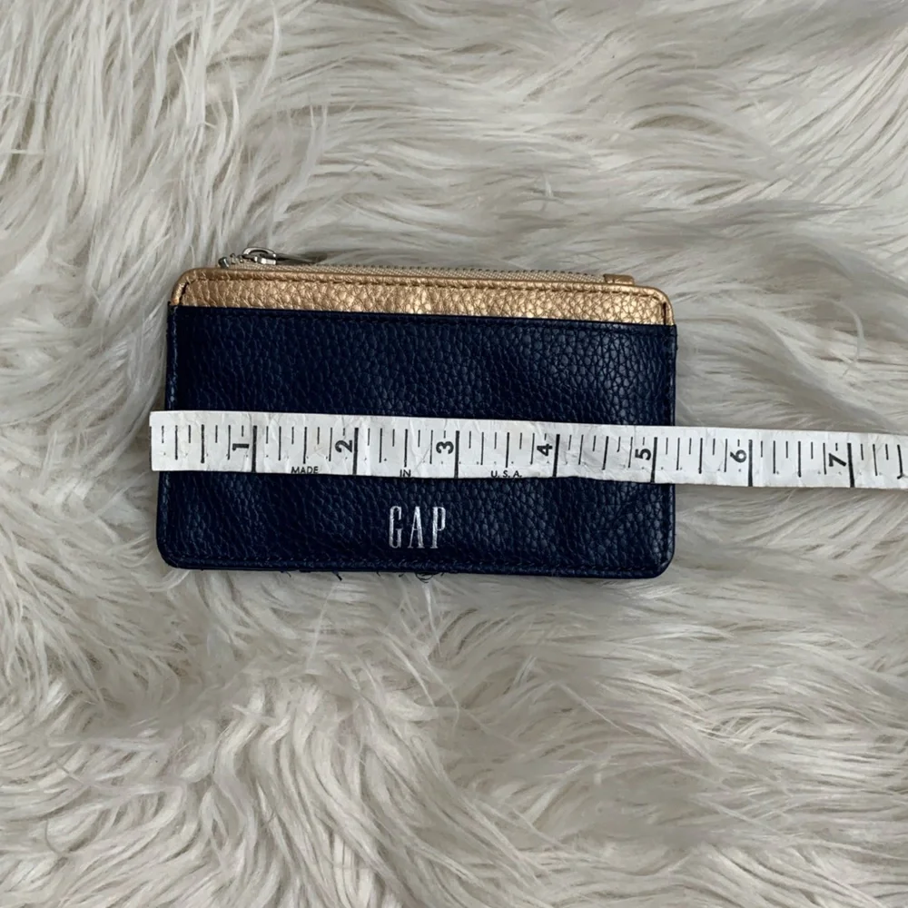Card Case - Picture 3 of 10